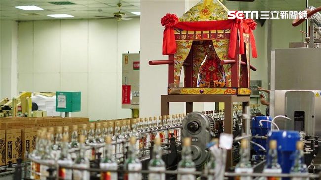 大甲媽加持！「稜轎腳」高粱限量問世