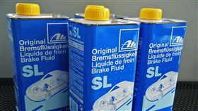 業配）車訊網／煞車油為什麼會有DOT分級，愈高就會愈好用嗎?