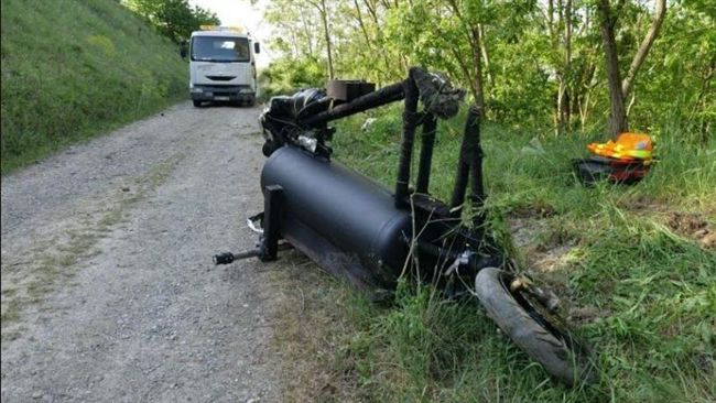 挑戰時速400公里　火箭人失控身亡