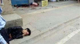 玉石俱焚！男砍死前妻岳母後自殺未遂
中國大陸,陝西,漢中,兇殺,離婚,監護權,自殺未遂
https://goo.gl/LkV5Pj