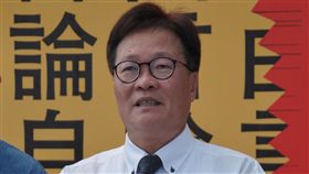 當年拘提鄭南榕　陳金德要侯友宜說清楚自由時代周刊創辦人鄭南榕於29年前自焚。宜蘭縣代理縣長陳金德（圖）2日出席2018言論自由日活動記者會時說，前新北市副市長侯友宜當年從警率隊拘提鄭南榕，如今要參選新北市長，已是政治人物，對此事應該說清楚、講明白。中央社記者沈如峰宜蘭縣攝　107年4月2日