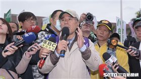 蔡丁貴率180人等前往中正紀念堂,228,台灣獨立 圖／記者林敬旻攝