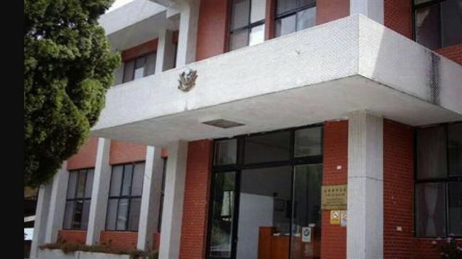 他被同事丟包工地　怒走14小時下山