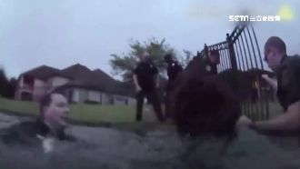 女開車打盹墜鱷魚湖　警破窗即刻救援