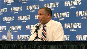 Alvin Gentry（圖／翻攝自鵜鶘官方推特）