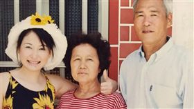 ▲張秀卿自曝媽媽是虎媽，從小就對她很嚴格。（圖／豪記唱片提供）