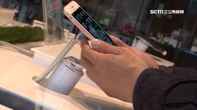 美對中祭關稅　iPhone享豁免權