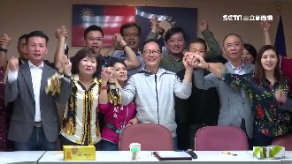 柯P上親綠電台求合作　段：絕不禮讓