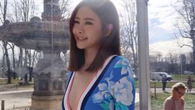 ▲▼安心亞自曝從學生時期就有倒追男生的經驗。（圖／翻攝自臉書）
