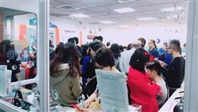 499,中華電信,遠傳電信,台灣大哥大,電信門市,499吃到飽 圖／翻攝自靠北電信業奧客