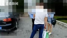 男花2千3嫖40歲女　覺得吃虧要求退1千4_看看新聞
http://www.kankanews.com/a/2018-05-09/0038435359.shtml