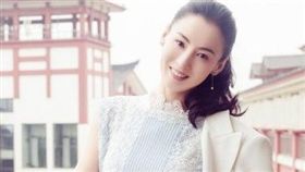 ▲張柏芝的媽媽與爸爸感情不好，曾一度想把張柏芝拿掉。（圖／翻攝自微博）
