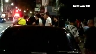 債務糾紛撂人談判　佔滿街道遭警驅離