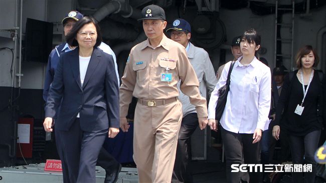 蔡英文：高中畢業先當幾年兵也不錯