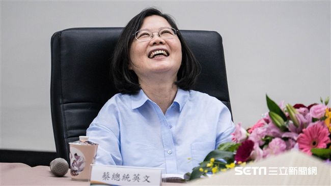 高中生盼開IG　蔡英文嘆：臉書老了