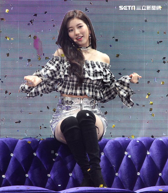 國民初戀裴秀智巡迴見面會台北首站，現場載歌載舞跟粉絲互動。（記者邱榮吉/攝影）