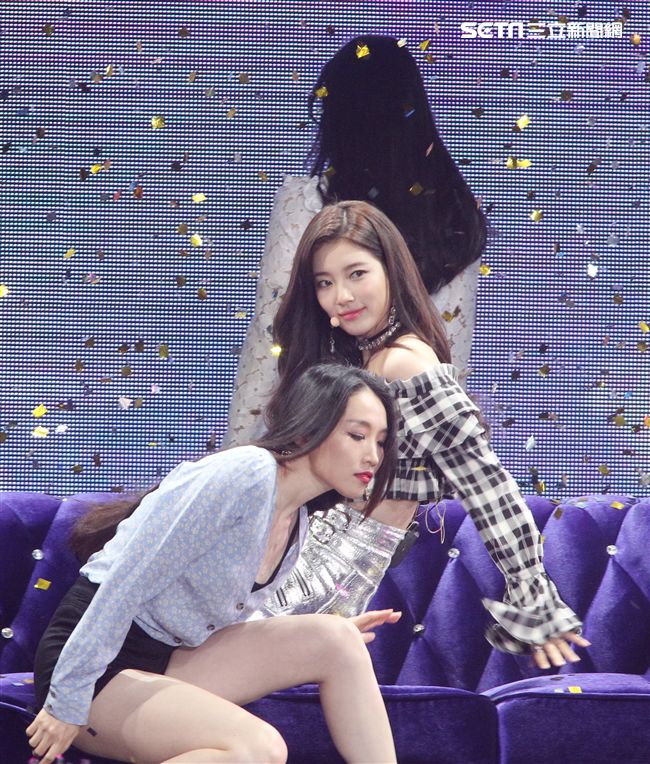 國民初戀裴秀智巡迴見面會台北首站，現場載歌載舞跟粉絲互動。（記者邱榮吉/攝影）