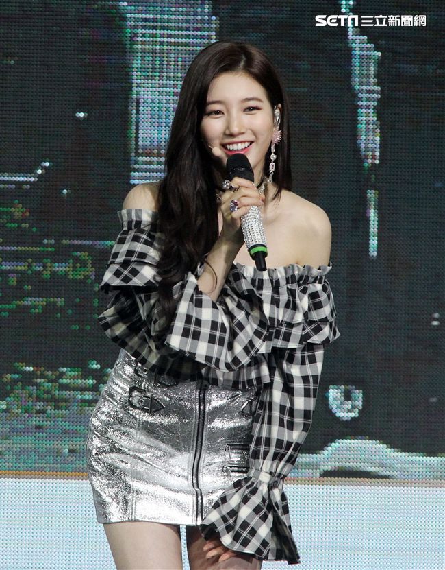 國民初戀裴秀智巡迴見面會台北首站，現場載歌載舞跟粉絲互動。（記者邱榮吉/攝影）