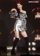 國民初戀裴秀智巡迴見面會台北首站，現場載歌載舞跟粉絲互動。（記者邱榮吉/攝影）