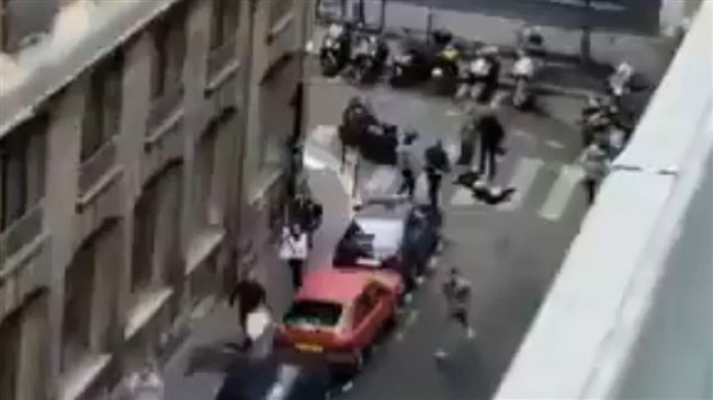 巴黎恐攻　民逃竄：有個持刀瘋子殺人