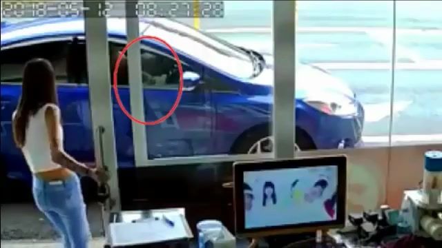 人夫車內打手槍　檳榔西施嚇傻急鎖門
