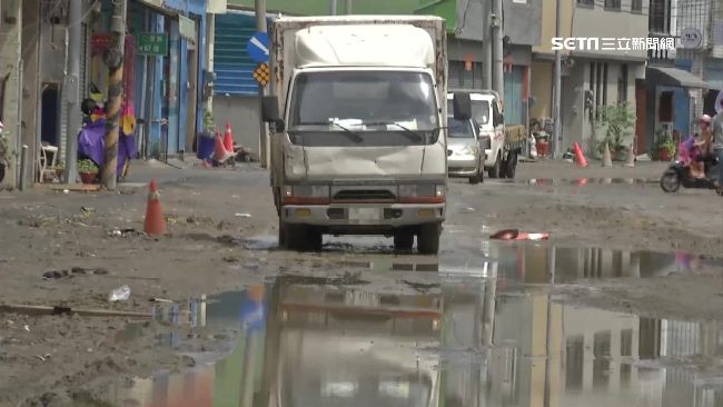 4百米道路1年修不好　居民意外頻傳