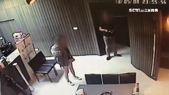 100隻蝦吃到飽！情侶假抽菸真落跑