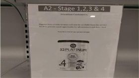 防中國人掃貨　澳超市把奶粉放櫃台「留給真正需要的人」　圖／翻事ｒｅｄｄｉｔ