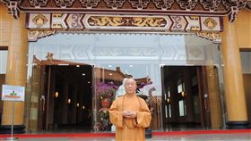 慈明寺水陸法會　餘款捐助弱勢團體台中市慈明寺14日到20日將在台中世貿中心舉辦「悲心台灣，慈佑世界」水陸法會，住持常在法師11日表示，法會餘款將透過台中市社會局捐助多個弱勢團體，希望集結眾力一起做公益。中央社記者郝雪卿攝　107年5月11日