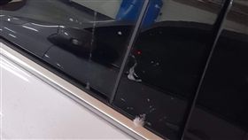 不給插隊被吐口水！車主要求做公益復仇老屁孩（圖／翻攝自爆怨公社）