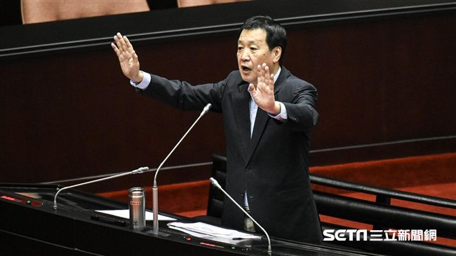 傘兵出身的他憶過往　跳傘不容差錯