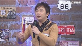 小彬彬自曝曾在路邊擺攤賣假貨被抓。（圖／中天提供）