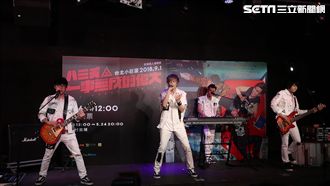 男星熬11年攻蛋　趕工盼妻大肚到場