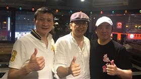 小彬彬新店試賣藝人秦楊也帶朋友來捧場。（圖／翻攝自臉書）