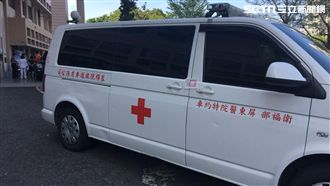 民營救護車遭爆　曾空車闖紅燈撞死人