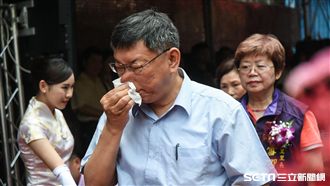 哽咽！柯：多做事還要應付政治攻擊