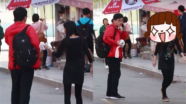 這情況人會接過東西？網笑：看人吧