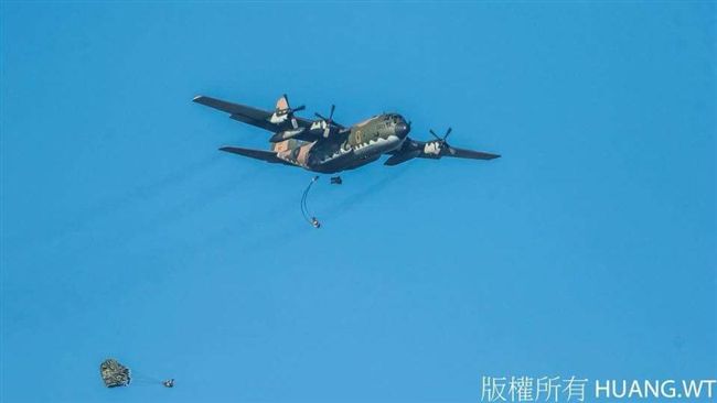 秦良丰跳傘意外　拍攝者點出關鍵禍首