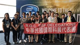 台灣選拔高中學生赴美國匹茲堡參加英特爾國際科技展覽會，經過激烈競爭，一共抱回5個獎項，今年最佳成績為二等獎。