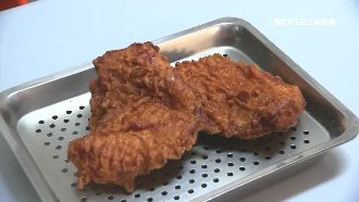 逢甲夜市不到百米　6間雞排店搶客