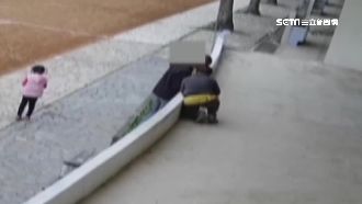 賊當兒面偷手機　被逮辯：正要送警局