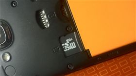 為什麼在一夜之間　所有的手機都不支援擴充記憶卡？
圖／騰訊網