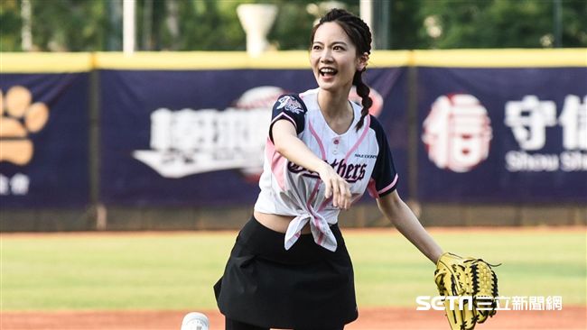 張志豪傳授小撇步　曾之喬開球不NG