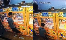 夾娃娃,甩爪,絕招,悲劇,爆笑公社　圖／翻攝自臉書爆笑公社