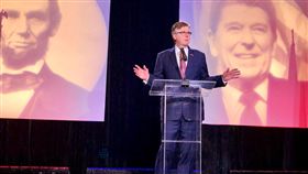 如何制止校園屠殺再發生？美德州副州長：讓教師配槍！
德州副州長派翠克　Dan Patrick
圖／翻攝自Dan Patrick Twitter