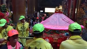 白沙屯拱天宮,進香旗,媽祖,白沙屯,進香,拱天宮,過爐
圖／翻攝自白沙屯拱天宮