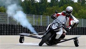 Bosch機車用空氣噴射器。（圖／翻攝YouTube網站）