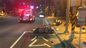 高雄,前鎮,機車,女大生,睡著了,酒測,宵夜,公車站牌