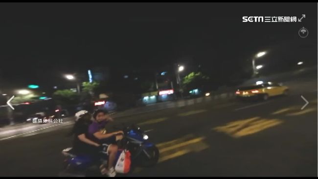 不滿被按喇叭　男逼車攔人還嗆聲