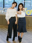 雙人美聲團體「晨悠」接受三立新聞網專訪。（記者邱榮吉/攝影）